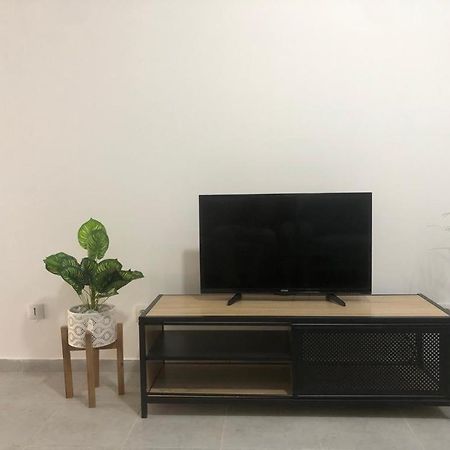 Rdc - Appartement F3 Villiers Le Bel 95 Proche De Paris Roissy 外观 照片